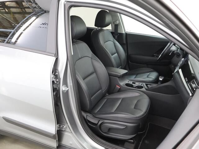 KIA Niro 1.6 GDi Hybrid ExecutiveLine | Panoramadak | Lederen Bekleding | JBL Audio | Dodehoekdetectie | Stoel/Stuurwielverwarming | Stoelventilatie | Elektrisch bedienbare bestuurdersstoel met geheugenfunctie