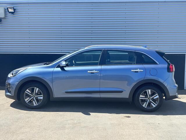 KIA Niro 1.6 GDi Hybrid DynamicLine Trekhaak, Navigatie, Nieuw geleverd en dealeronderhouden, Adaptieve cruise control, Achteruitrijcamera, 4-Seasons, 1e eign.