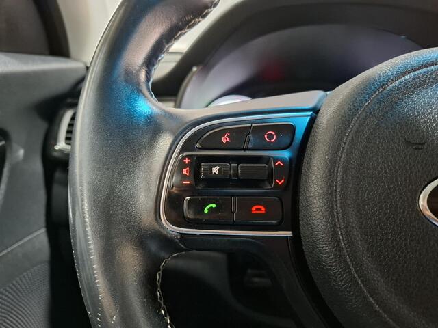 KIA Niro 1.6 GDi Hybrid DynamicLine Apple Carplay/Android Auto, Navigatie, Camera.