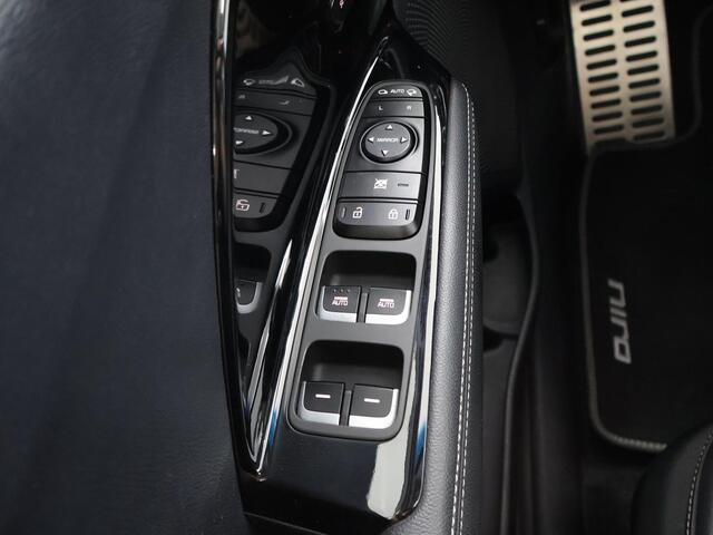 KIA Niro 1.6 GDi Hybrid ExecutiveLine | Panoramadak | Lederen Bekleding | JBL Audio | Dodehoekdetectie | Stoel/Stuurwielverwarming | Stoelventilatie | Elektrisch bedienbare bestuurdersstoel met geheugenfunctie