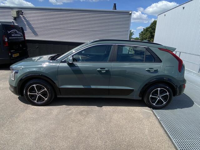 KIA Niro 1.6 GDi Hybrid DynamicLine Navigatie, Parkeersensoren voor & achter, achteruitrij camera, Smart Key, Adaptieve cruise control, Nieuw geleverd, NL-auto, BTW-auto