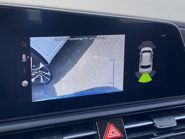 KIA Niro 1.6 GDi Hybrid DynamicLine Navigatie, Parkeersensoren voor & achter, achteruitrij camera, Smart Key, Adaptieve cruise control, Nieuw geleverd, NL-auto, BTW-auto