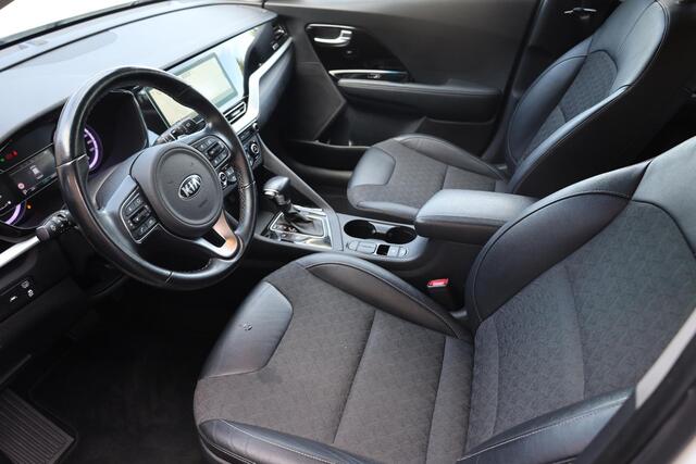 KIA Niro 1.6 GDi Hybrid DynamicLine CAMERA DAB CARPLAY CRUISE NAVI PDC CLIMA HALFLEER NAP ENZ!