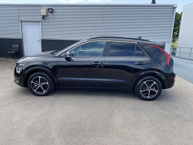 KIA Niro 1.6 GDi Hybrid DynamicPlusLine Schuif-/kanteldak, Dodehoekdetectie, HUD, Stoel- & Stuurwiel verwamd, Navigatie, Nieuw geleverd en dealeronderhouden, 1e eign. BTW-auto