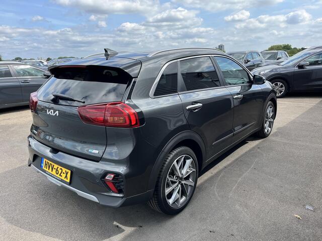KIA Niro 1.6 GDi Hybrid DynamicLine + Style Navigatie, Privacy glass, Smart Key, PDC, Nieuw logo! 18" LMV, Adaptieve cruise control