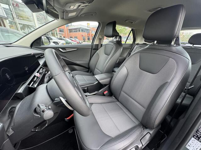KIA Niro 1.6 GDi PHEV DynamicLine | Unieke Kleur | Trekhaak | Navigatie | Apple Carplay/Android Auto | Parkeersensoren Voor/Achter| Enz...