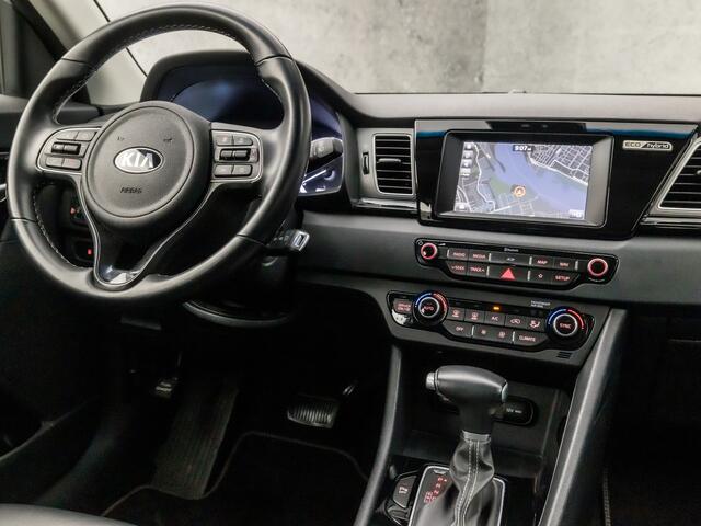 KIA Niro 1.6 GDi Hybrid Sport 142Pk Automaat (APPLE CARPLAY, PARELMOER, NAVIGATIE, CAMERA, LEDER, SPORTSTOELEN, KEYLESS, LM VELGEN, CRUISE, LM VELGEN, NIEUWSTAAT)