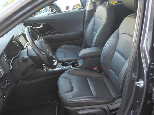 KIA Niro 1.6 GDi Hybrid BusinessLine | Trekhaak | Stoel/Stuur verwarming |