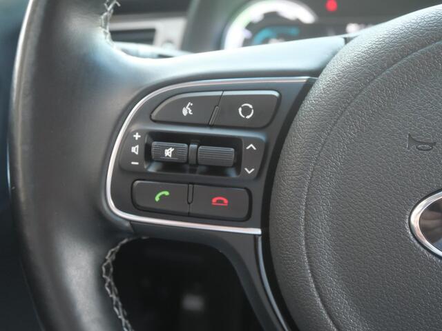 KIA Niro 1.6 GDi Hybrid BusinessLine | Trekhaak | Stoel/Stuur verwarming |