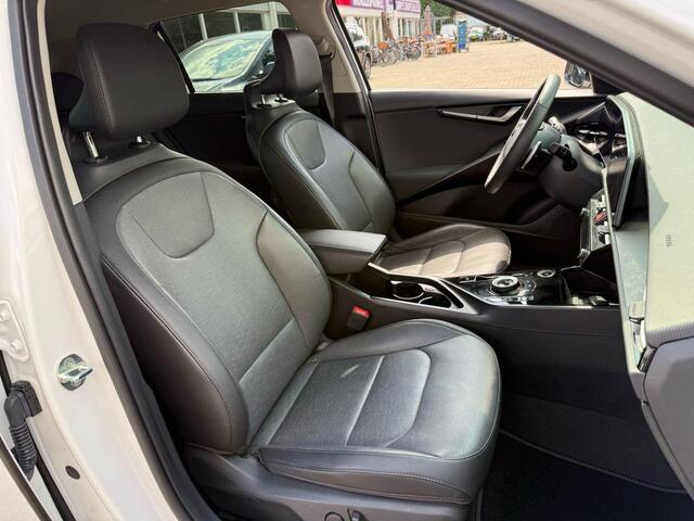 KIA Niro 1.6 GDi PHEV DynamicLine | Stoelverwarming | Adaptieve cruisecontrol | Bekleding in stof/lederlook