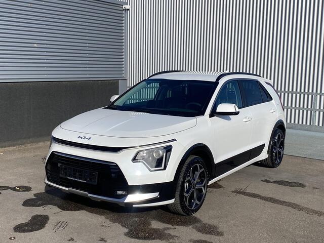 KIA Niro 1.6 GDi Hybrid DynamicLine PlusEdition 18" LMV, NIEUW GEREGISTREERD! Navigatie, Apple CarPlay/Android Auto, keyless, achteruitrij camera, adaptieve cruise control, inklapbare buitenspiegels, parkeersensoren