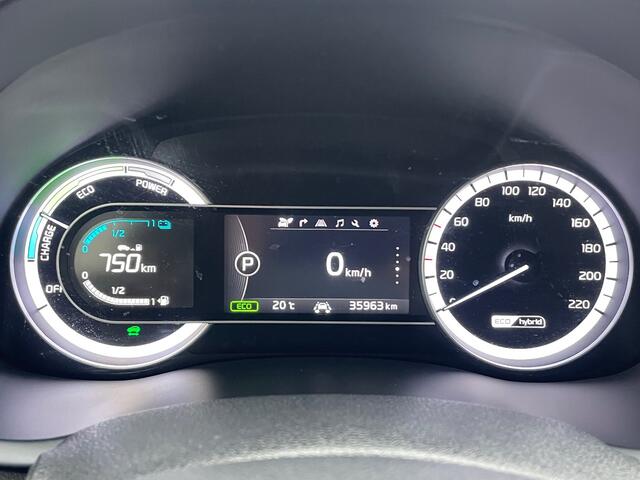 KIA Niro 1.6 GDi Hybrid Sportsline Navigatie, Climate Control, Adaptive Cruise Control, 18"Lm, Stoel/Stuurverwarming, Achteruitrijcamera