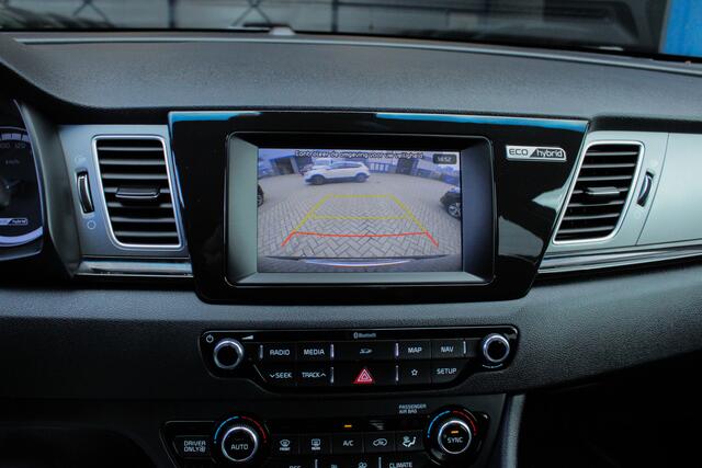KIA Niro 1.6 GDi Hybrid DynamicLine |dealer onderhouden|parkeersensoren|stoelverwarming|navigatie|