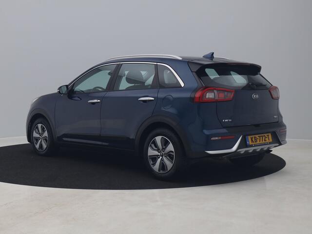 KIA Niro 1.6 GDi Hybrid First Edition | CAMERA