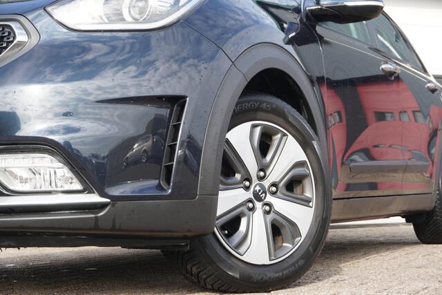KIA Niro 1.6 GDi Hybrid First Edition | TREKHAAK | CARPLAY | CAMERA | ECC | NAVI |