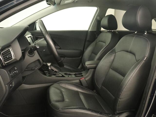 KIA Niro 1.6 GDi Hybrid BusinessLine | 63.000km NAP | Leder | Stoel & stuurverwarming | Trekhaak | Camera | Adaptive cruise | Carplay | Keyless