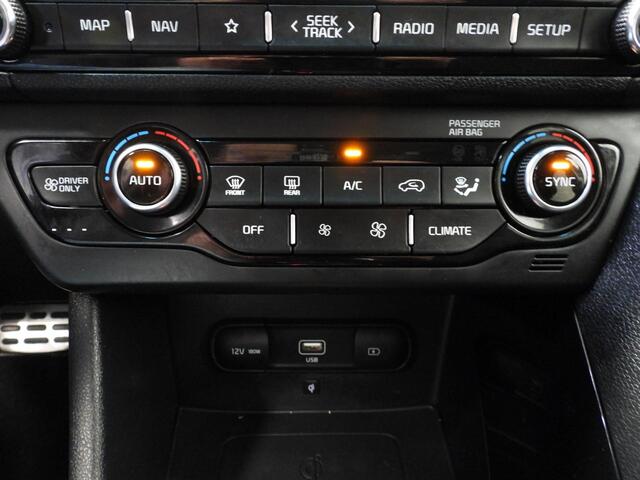 KIA Niro 1.6 GDi PHEV Plug-In DynamicPlusLine NAVI/TREKHAAK/LED/JBL/16"LMV!