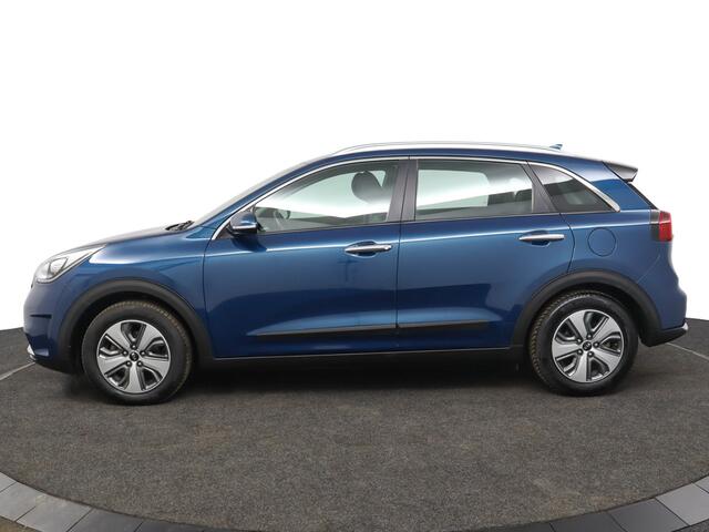 KIA Niro 1.6 GDi Hybrid DynamicLine - Navigatie - Cruise Control - Climate Control - Apple/Android Carplay - Trekhaak - Allseasons - Fabrieksgarantie Tot 2026