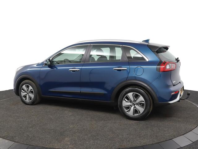 KIA Niro 1.6 GDi Hybrid DynamicLine - Navigatie - Cruise Control - Climate Control - Apple/Android Carplay - Trekhaak - Allseasons - Fabrieksgarantie Tot 2026