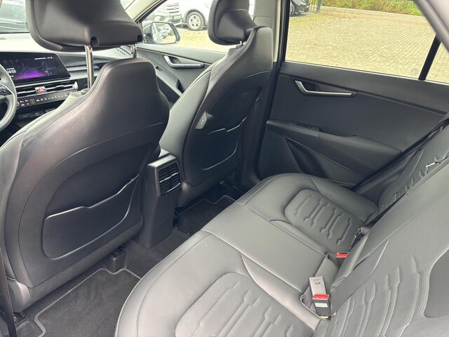 KIA Niro 1.6 GDi PHEV ExecutiveLine Automaat Trekhaak / Schuifdak / All-Seasons