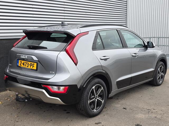 KIA Niro 1.6 GDi Hybrid DynamicLine Trekhaak 13-polig, adaptieve cruise control, navigatie Apple CarPlay/Android Auto, parkeersensoren v&a, achteruitrij camera