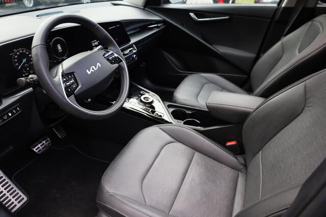 KIA Niro 1.6 GDi PHEV DynamicPlusLine TREKHAAK LEER CARPLAY CAMERA HUD MEMORY PANO STOELVENTILATIE 4XSTOEL/STUURVERW. ADAPTIVE-CRUISE CLIMA NAVI 2XPDC LMV