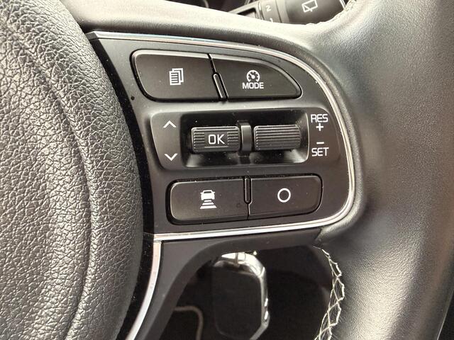 KIA Niro 1.6 GDi Hybrid ExecutiveLine | PANO | ADAPTIVE CRUISE CONTROL | CAMERA |