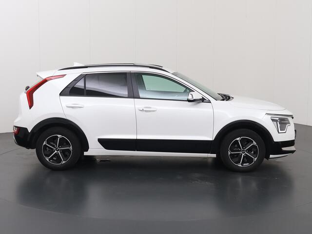 KIA Niro 1.6 GDi Hybrid DynamicPlusLine | Panoramadak | Stoel/Stuurwielverwarming | Head-Up Display | Dodehoek detectie |
