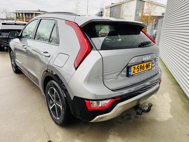 KIA Niro 1.6 GDi Hybrid DynamicLine Trekhaak | Clima | Cruise | Navigatie | Camera | PDC Rondom