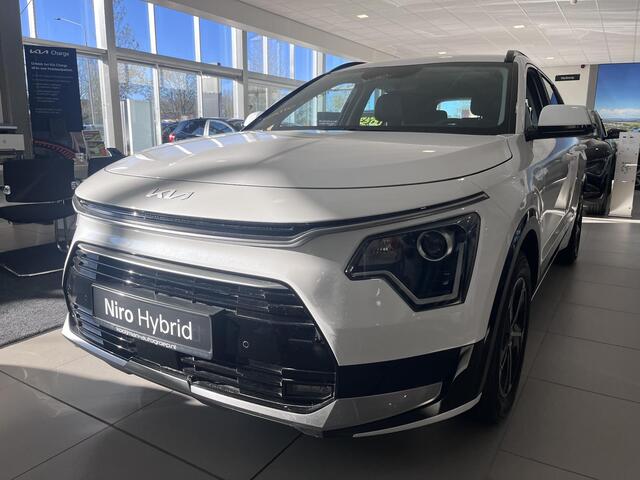 KIA Niro 1.6 GDi Hybrid DynamicLine VOORDEEL!! OP VOORRAAD!! RIJDEN IN 2025!!