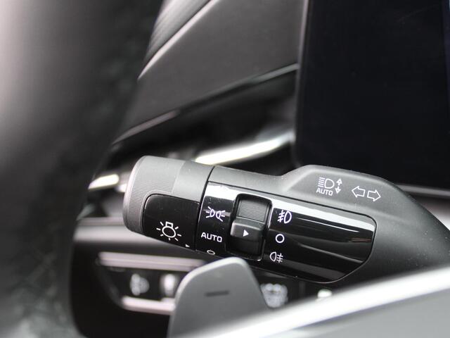 KIA Niro 1.6 GDi Hybrid DynamicPlusLine | Schuif-/kanteldak | Stuur-/stoelverwarming | Cruise adapt. | Camera | Clima | HUD | 16" LM |