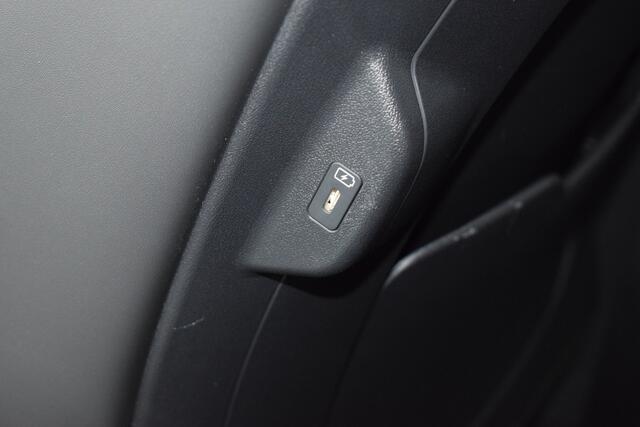 KIA Niro 1.6 GDi Hybrid DynamicPlusLine DCT6-Autom. | Cruise Control Adaptief | Navigatie | Leder | Stoel+StuurVerwarming | Schuif-Kanteldak | Tot 10Jr. Kia-Garantie