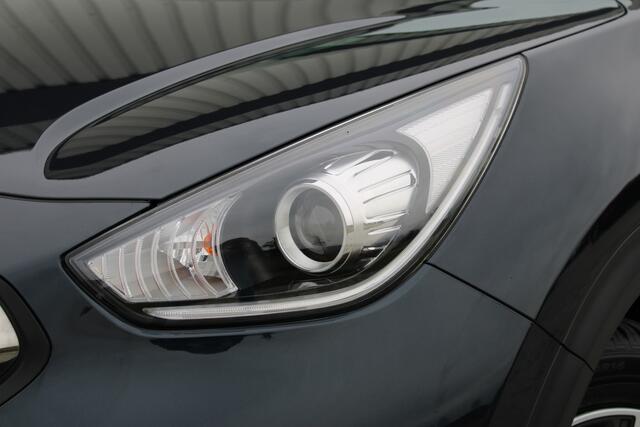 KIA Niro 1.6 GDi Hybrid DynamicLine | Incl. 12 maanden garantie | Trekhaak | Apple carplay/Android auto | Cruise control | Climate control | DAB radio | Navigatie | Parkeercamera |