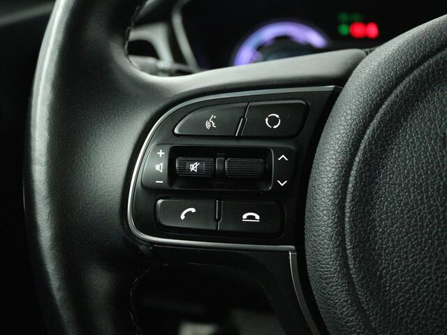 KIA Niro 1.6 GDi Hybrid DynamicPlusLine | Trekhaak | Camera | Dodehoek Assistent | Stuur & Stoelverwarming | Nederlandse Auto | NAP |