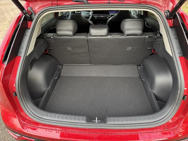 KIA Niro 1.6 GDi Hybrid DynamicPlusLine Stuurverwarming | Voorstoelen verwarmd | Navigatie | Cruise control Adaptive | Climate control | Dodehoek assist enz.