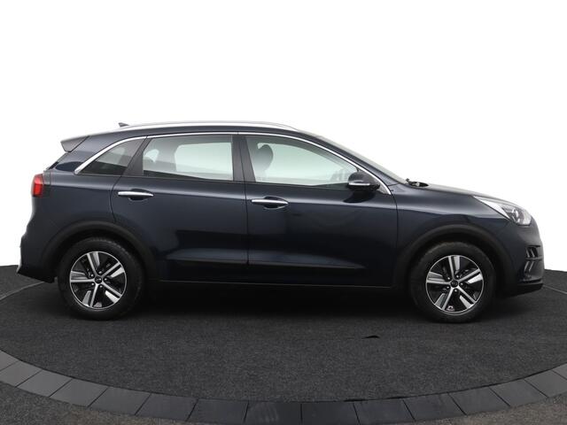 KIA Niro 1.6 GDi Hybrid DynamicLine Automaat - Navigatie - Climate control - Trekhaak - Led lampen - - Fabrieksgarantie tot 10-2027
