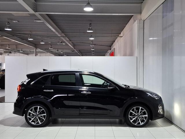 KIA Niro 1.6 GDi Hybrid ExecutiveLine 18 inch, Stoel en Stuur Verwarming, Schuif kantel dak, Apple Carplay/Android Auto, Navigatie.