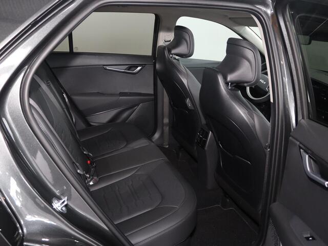 KIA Niro 1.6 GDi Hybrid DynamicPlusLine | Panoramadak | Stoel/Stuurwielverwarming | Head-Up Display | Dodehoek detectie