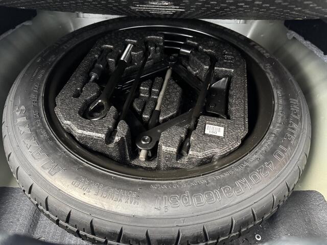 KIA Niro 1.6 GDi Hybrid DynamicPlusLine NL-dealerauto | 11-2020 | Stoel&Stuurverw. | Privacyglass | Keyless