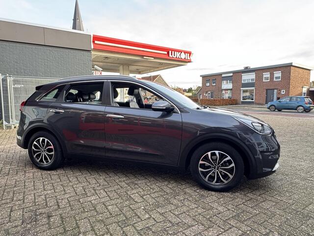 KIA Niro 1.6 GDi Hybrid DynamicLine *TREKHAAK/DEALER/ALL SEASON*