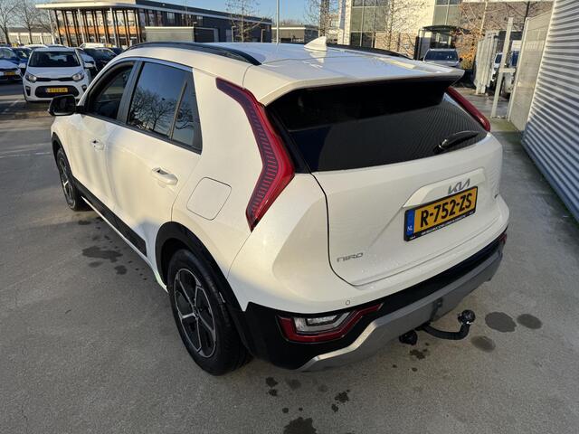 KIA Niro 1.6 GDi Hybrid DynamicPlusLine Edition Keyless | Privacyglass | Trekhaak | Electr. Stoelverstelling & Smart Achterklep