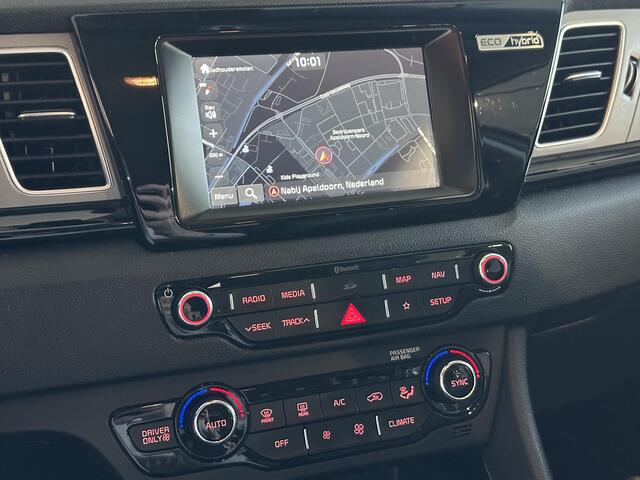 KIA Niro 1.6 GDi Hybrid DynamicLine TREKHAAK | NAVIGATIE | ACHTERUITRIJCAMERA | PARKEERSENSOREN ACHTER