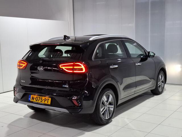 KIA Niro 1.6 GDi Hybrid DynamicLine Schuif kantel dak, Apple Carplay/Android Auto, Navigatie, Camera.