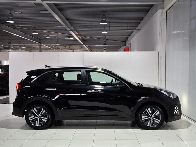 KIA Niro 1.6 GDi Hybrid DynamicLine Schuif kantel dak, Apple Carplay/Android Auto, Navigatie, Camera.