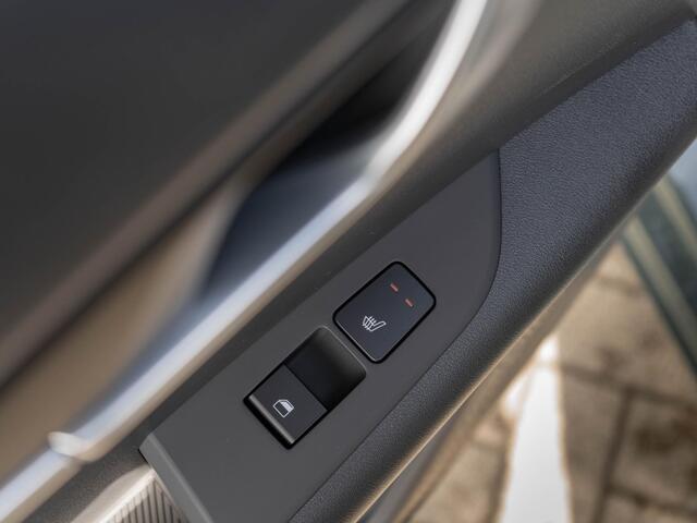 KIA Niro 1.6 GDi Hybrid ExecutiveLine | Stoel ventilatie | Schuifkanteldak | Harman en kardon | HUD | Stoelen en achterklep elektrisch