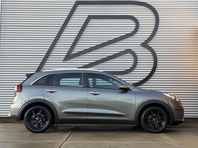 KIA Niro 1.6 GDi Hybrid First Edition 2e Eigenaar,Navi,Camera,Clima,Cruise,PDC,Dealer Onderhouden,N.A.P,APK tot 05-2026