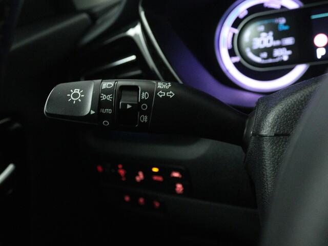 KIA Niro 1.6 GDi PHEV DynamicPlusLine | Lederen bekleding | Stoel/Stuurverwarming | Dodehoek detectie |