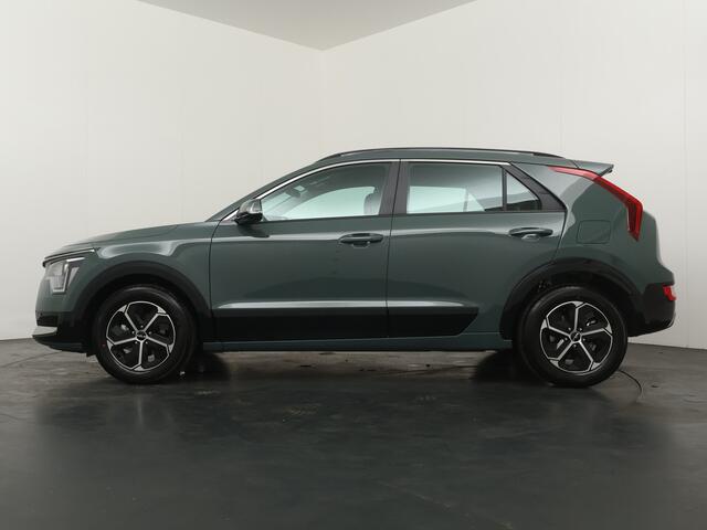 KIA Niro 1.6 GDi Hybrid DynamicLine Automaat - Adaptieve cruise control - Navigatie - Keyless entry - Apple Carplay/Android Auto - Achteruitrijcamera - Parkeersensoren voor en achter - Fabrieksgarantie t/m 2033