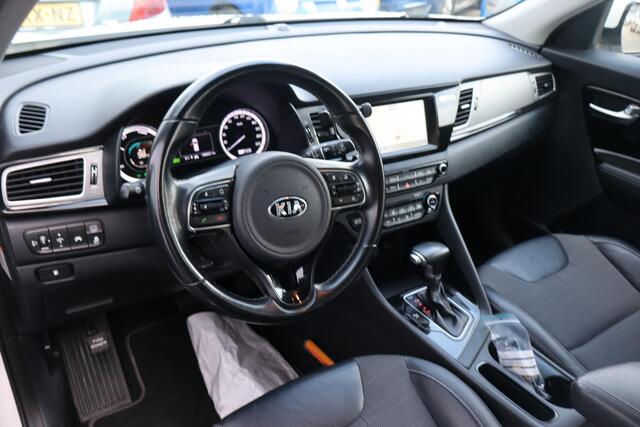 KIA Niro 1.6 GDi Hybrid DynamicLine Navigatie, Cruise control, Camera, Trekhaak, Lichtmetalen wielen