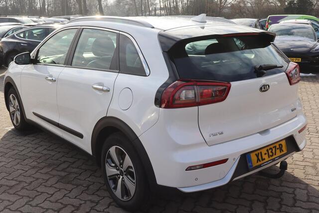 KIA Niro 1.6 GDi Hybrid DynamicLine Navigatie, Cruise control, Camera, Trekhaak, Lichtmetalen wielen